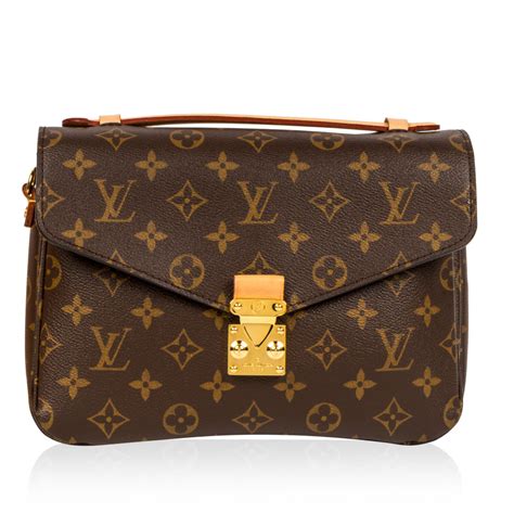 lv pochette preloved|pochette louis vuitton.